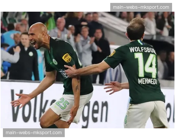 专访沃尔夫斯堡老将阿诺德：“我的目标是踢到40岁。”